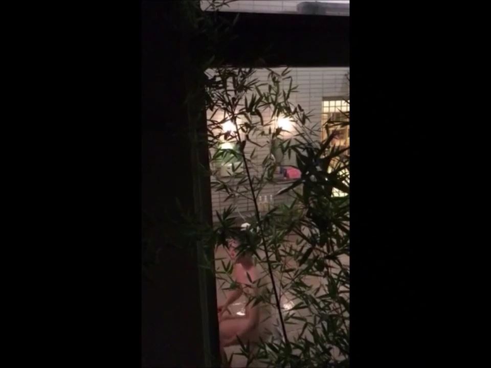 AdYbs581e41657193713.6.mp4_000140073.jpg