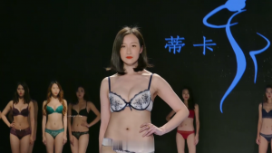 QicDs223881672311910.6.com_.mp4_000025800.png