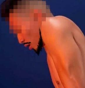 urR8I696761672216419.23.jpg
