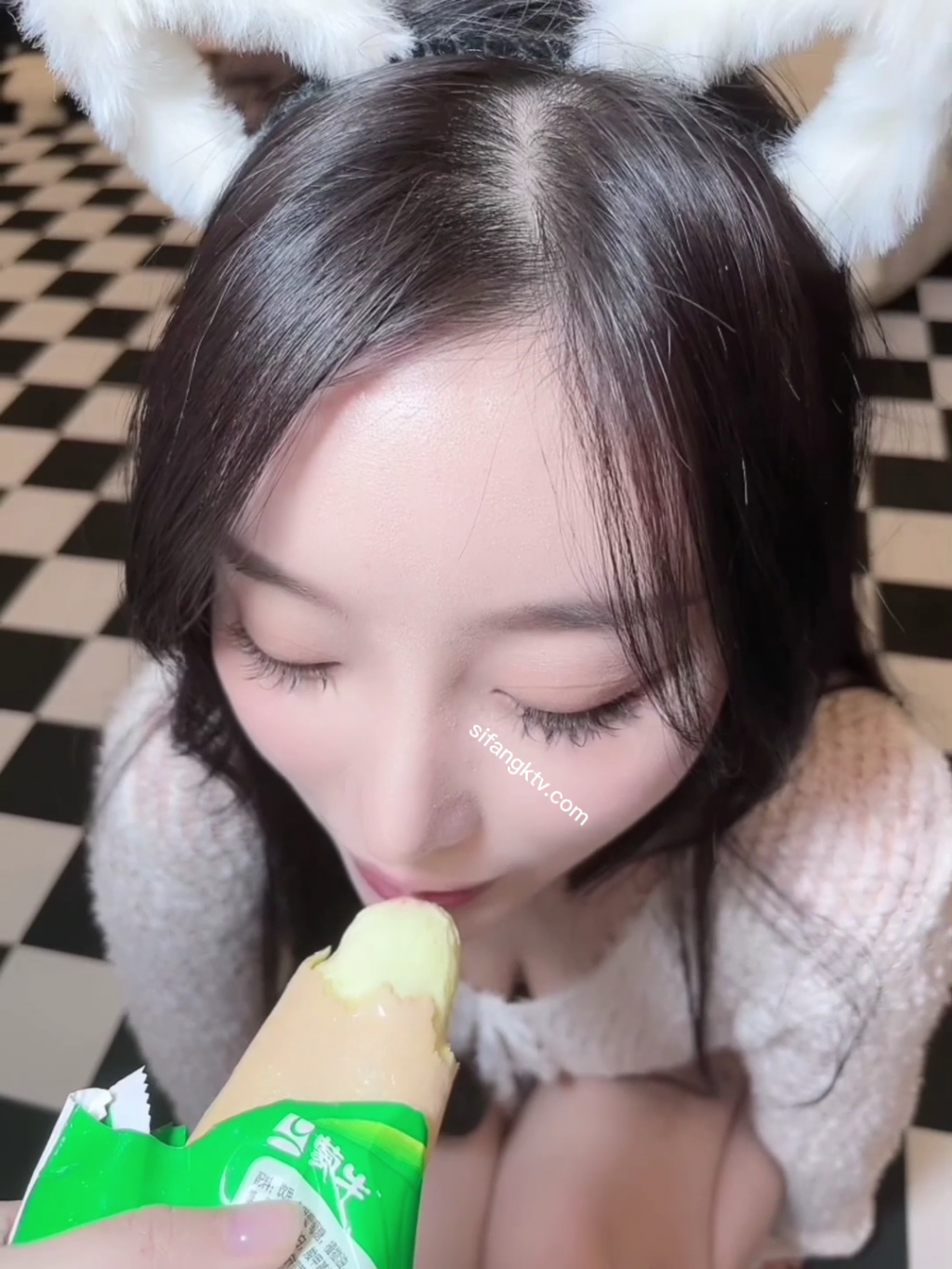 l91X1bcb931673533229.97.com_.mp4_000510150.png