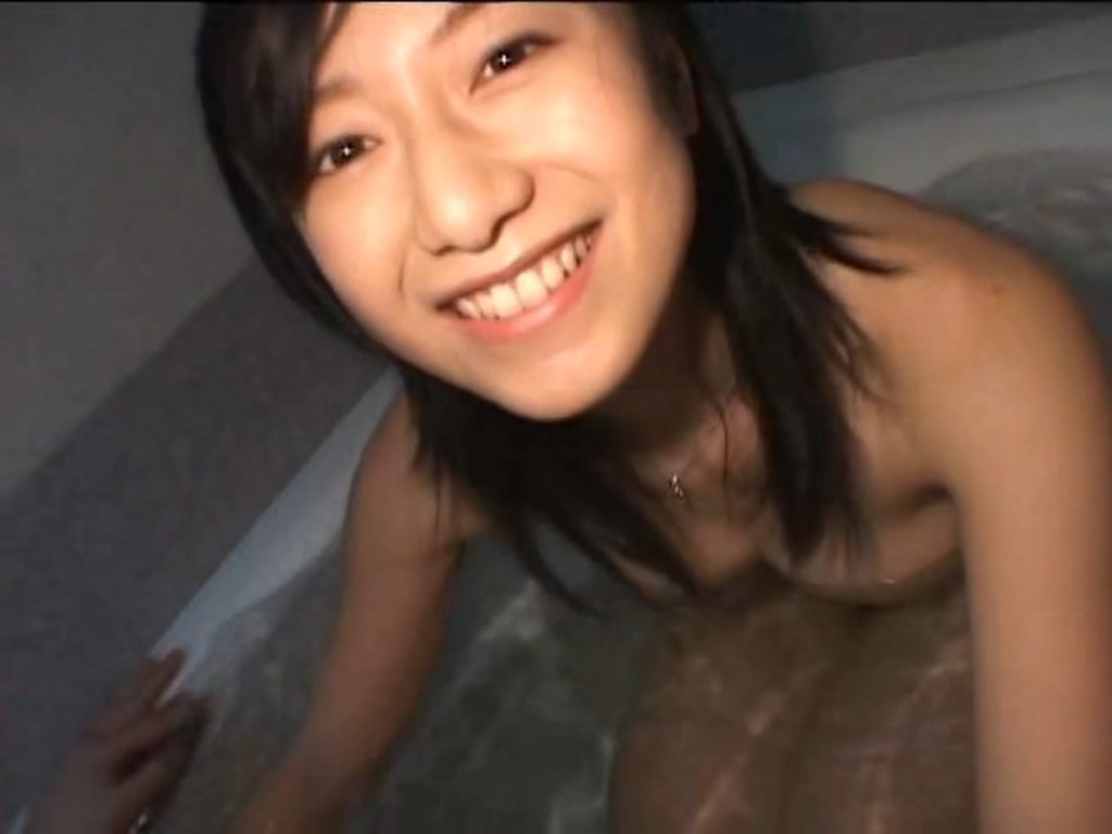 OmspFd9abe1677139621.81.1_000.mp4_20230223_103422.615.jpg