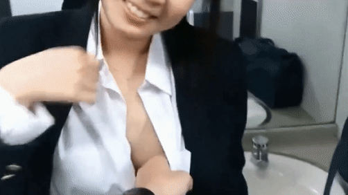 F8HpA20cc51679659421.93.gif