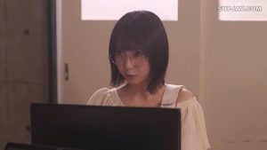 Tgf4Mae3171681701337.12.com-無料高画質エロ動画.mp4_20230417_121518.819.jpg