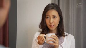 WXTMA79e491682564793.51.com-無料高画質エロ動画.mp4_20230427_120607.354.jpg