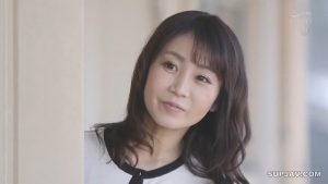 U7F7X205961691119273.5.com-無料高画質エロ動画.mp4_20230804_122107.008.jpg