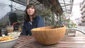 e4CHh8df471696390939.25.com-無料高画質エロ動画.mp4_20231004_123942.109.jpg