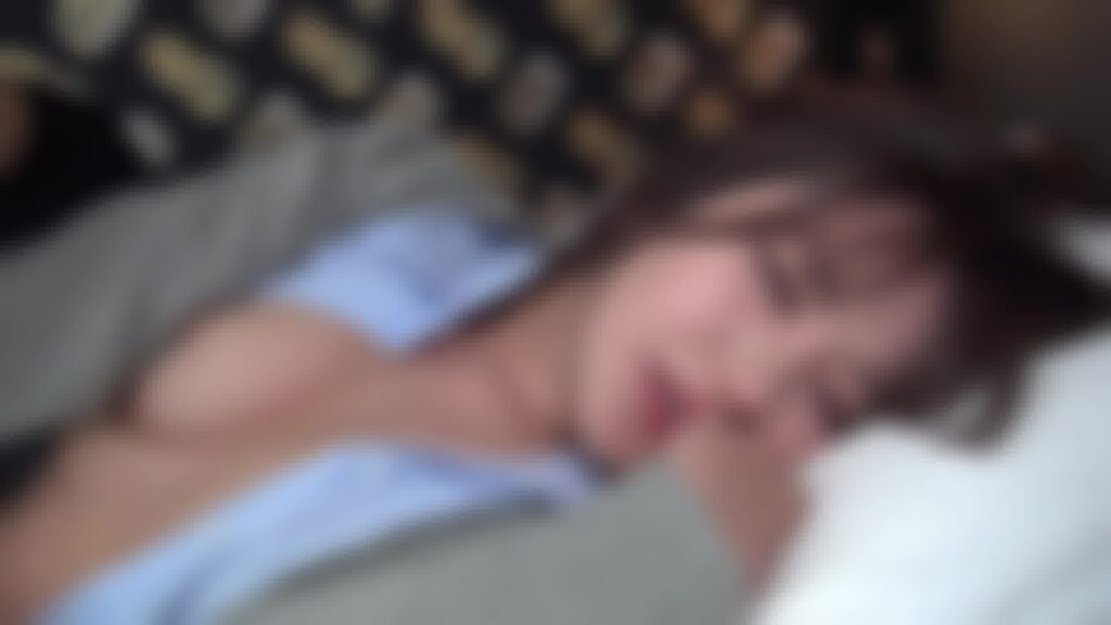 b4iIGc81e11700973100.94.mp4-thumb011.jpg